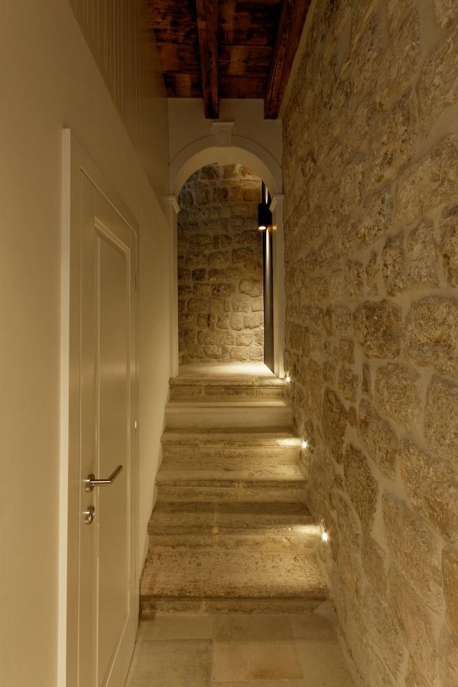 Apartments Eleganca