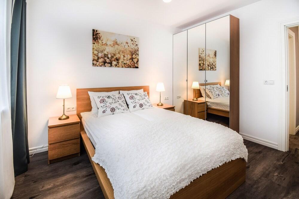 Apartment S30 2