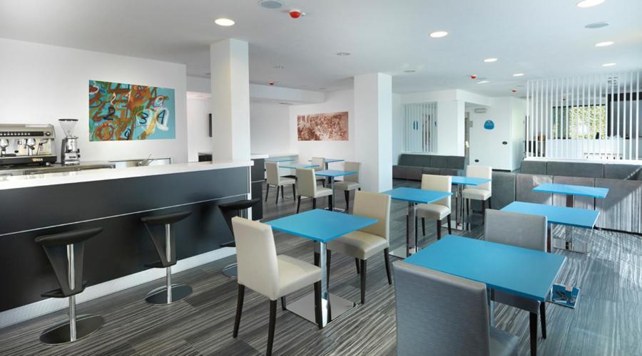 Hotel BLU 9 2