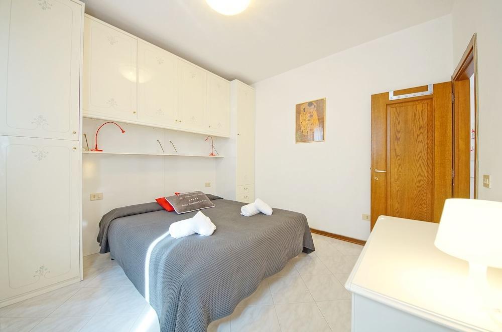 Dolcevita Apartments N. 354 1