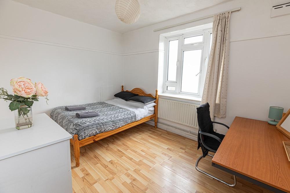 Tower Bridge Accommodation - 5 1