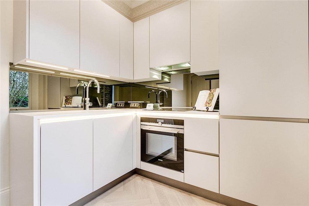 Chic Apartment in Notting Hill 2