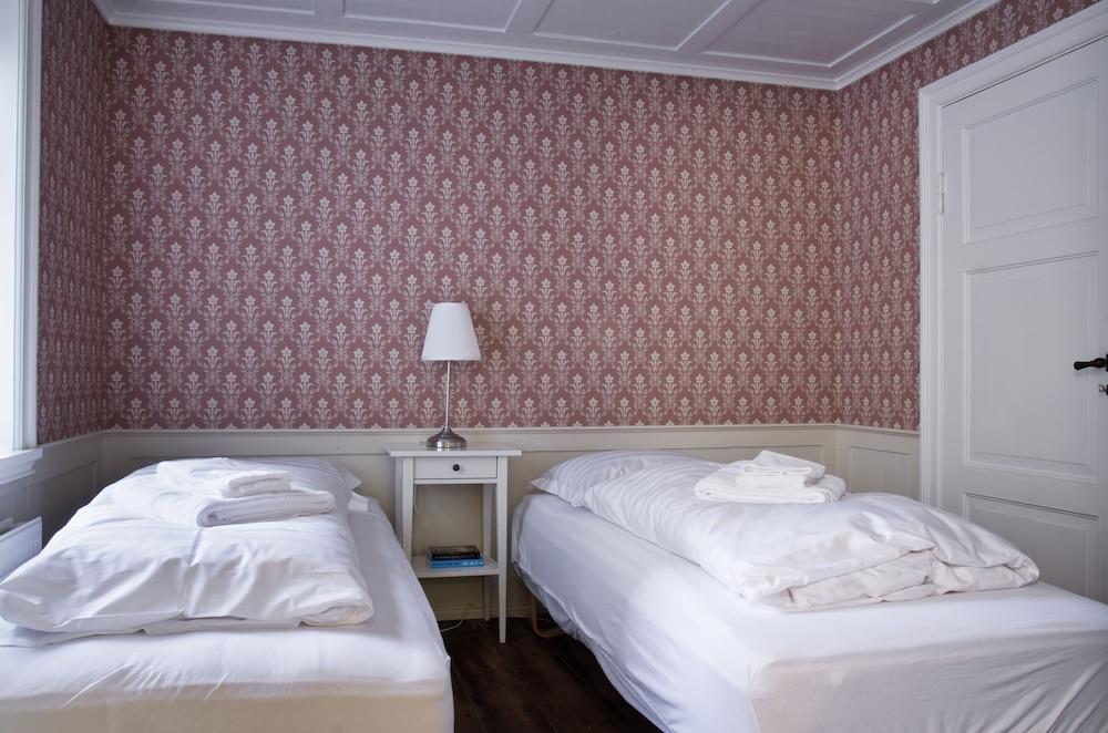 Briet Apartments 2