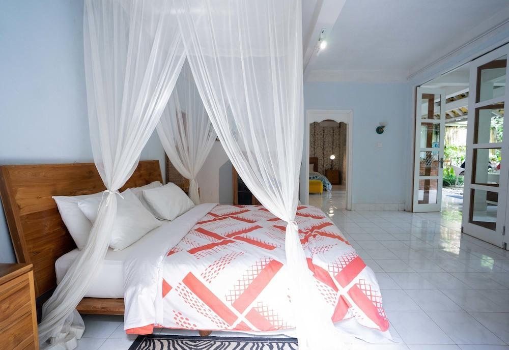 Sayan Ridge Villa 2