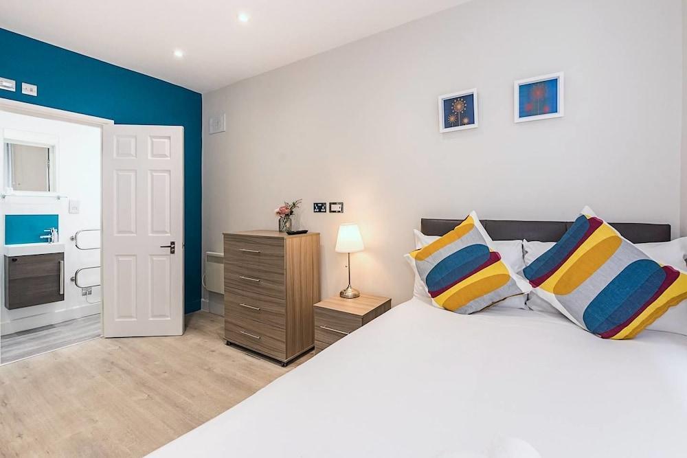 Toynbee Street Ro 3 · Good-Looking Room in Spitalfields
