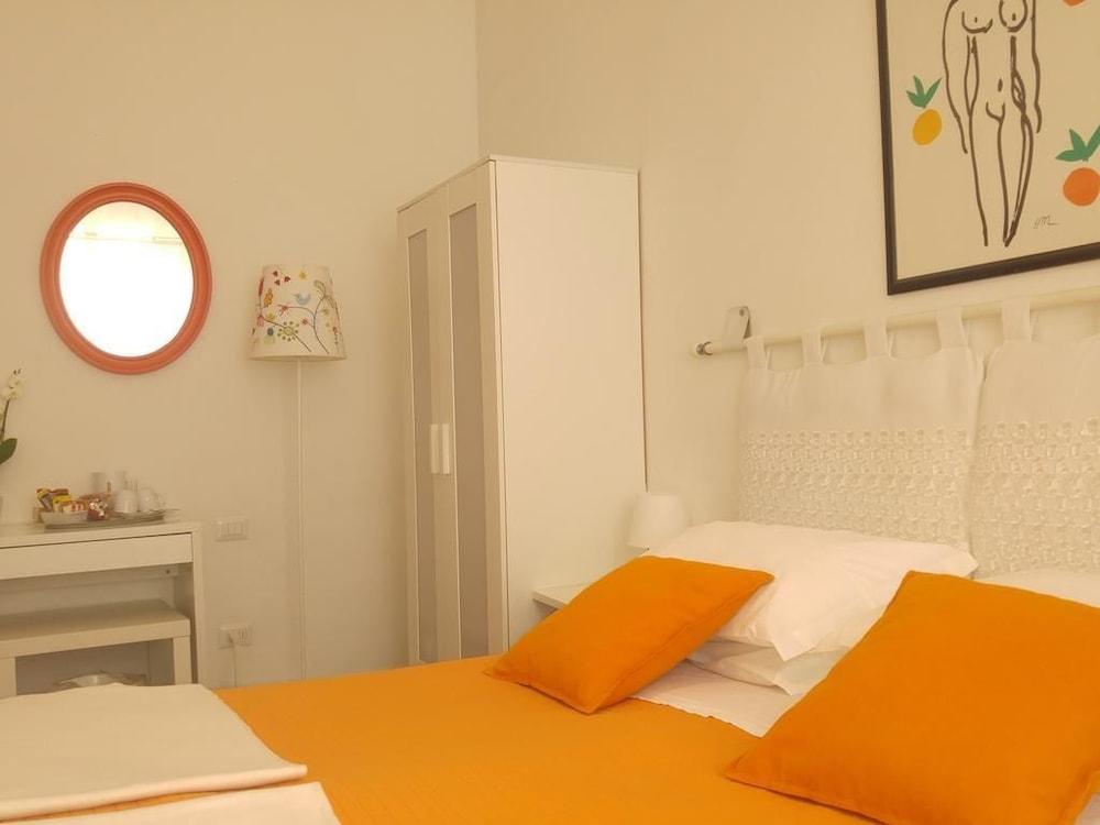 Lucretia House