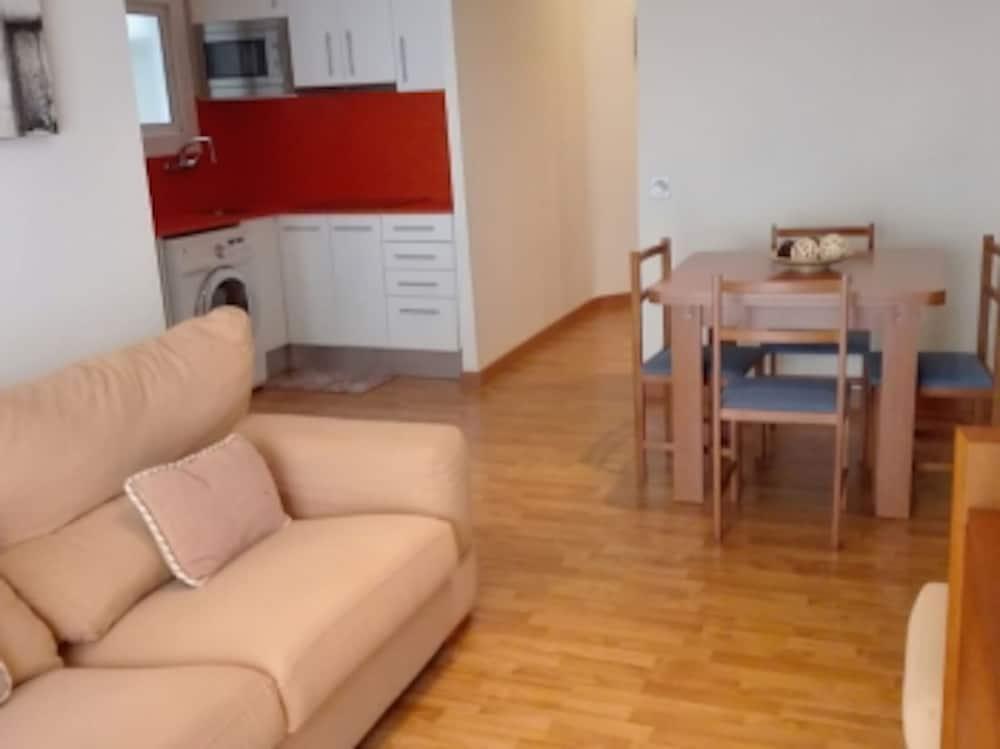 Apartament Tura