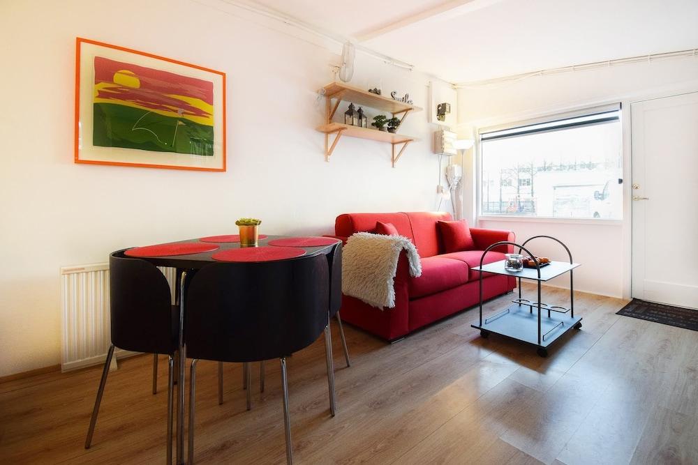 Apartment M13