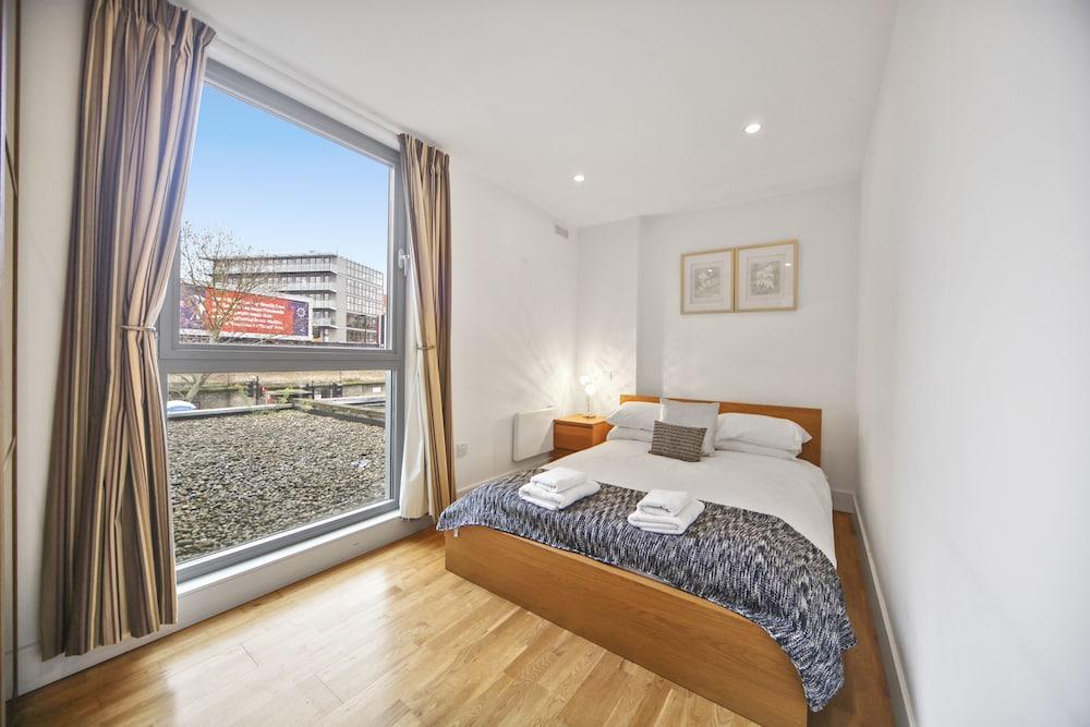 2 Bed Executive Apartment Near Camden Market with Wifi 1