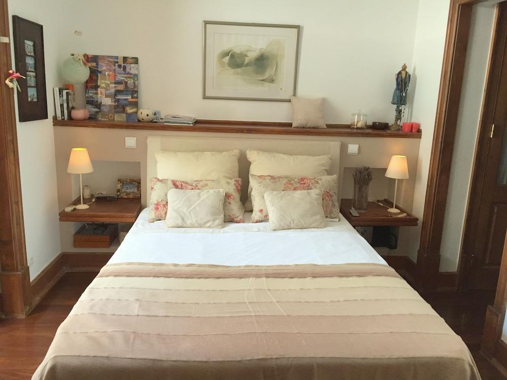 Lisbon Downtown Apartment - XVIII Century Luxury Apartment