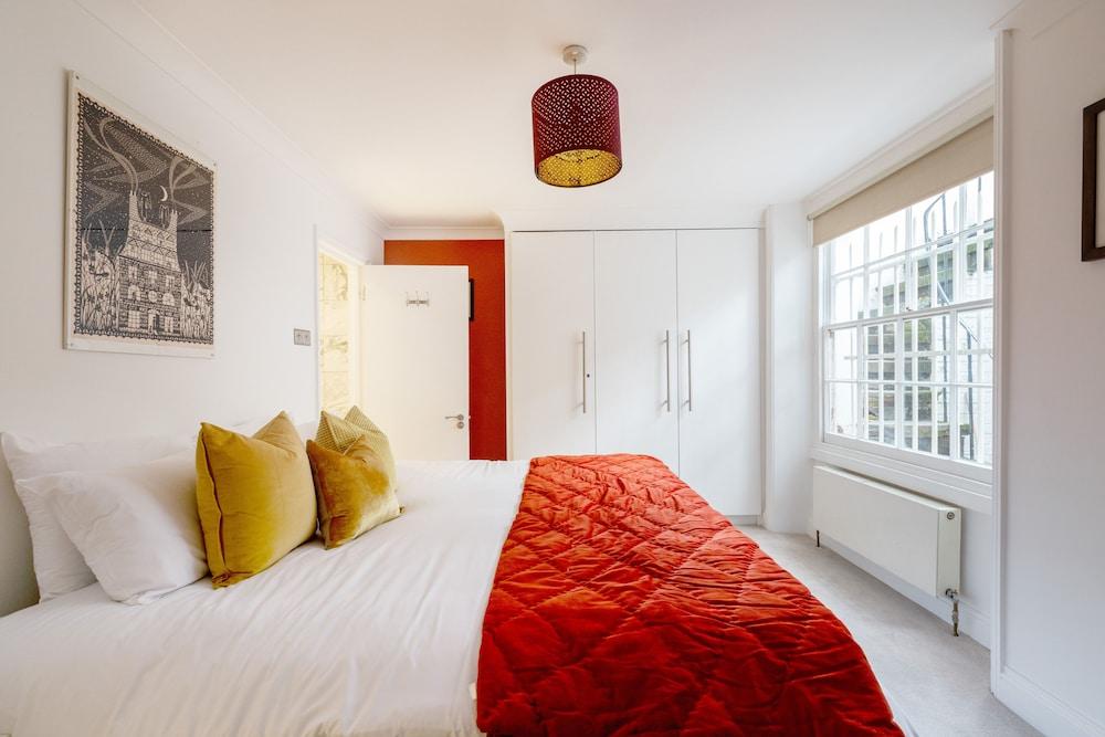 Picnic in the Park Fantastic 3 Bedrooms 1