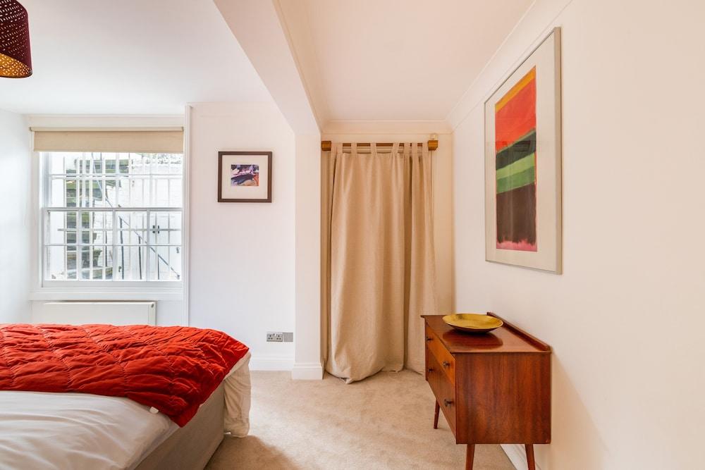 Picnic in the Park Fantastic 3 Bedrooms 2