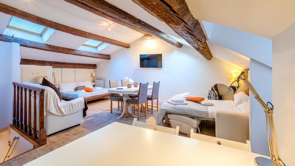 Venice Lovely Apartment 1