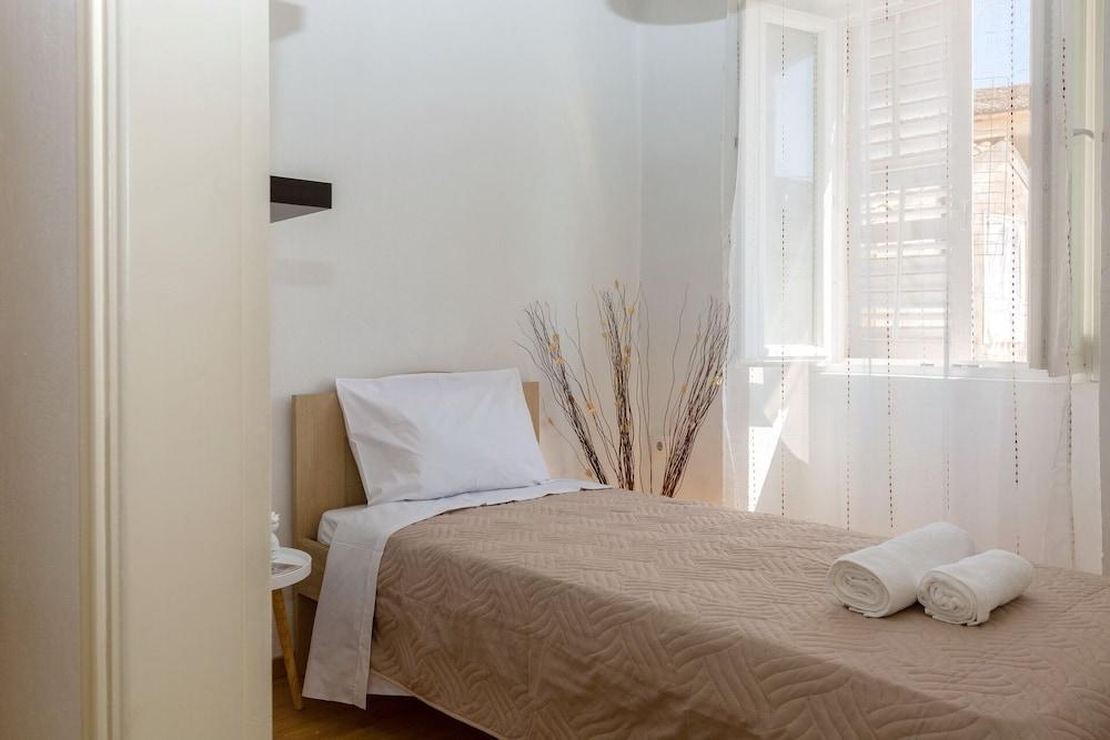 Yasmin House  by Corfuescapes