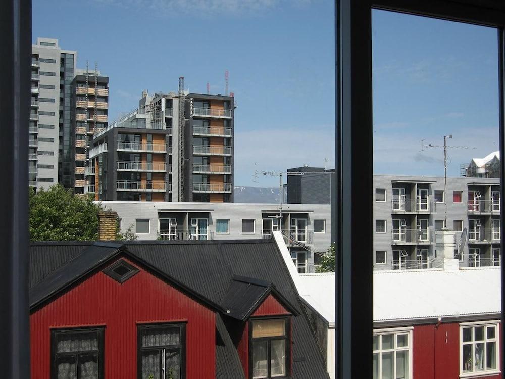 Stylish Downtown Reykjavik Apartments