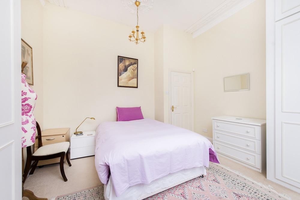 Allegra House 1