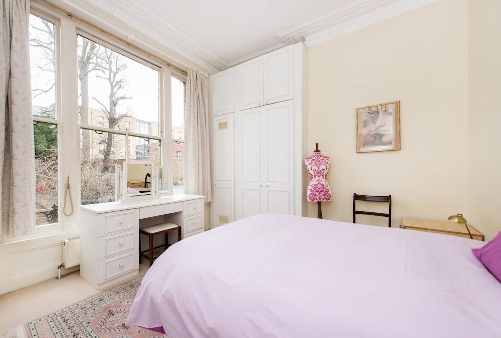 Allegra House 2