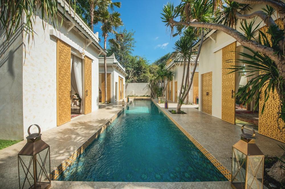 Poem Private Pool Villa