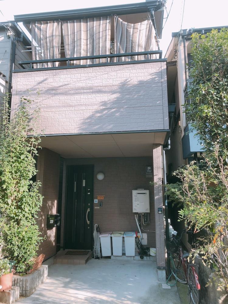 Ryokoheya Awajikan