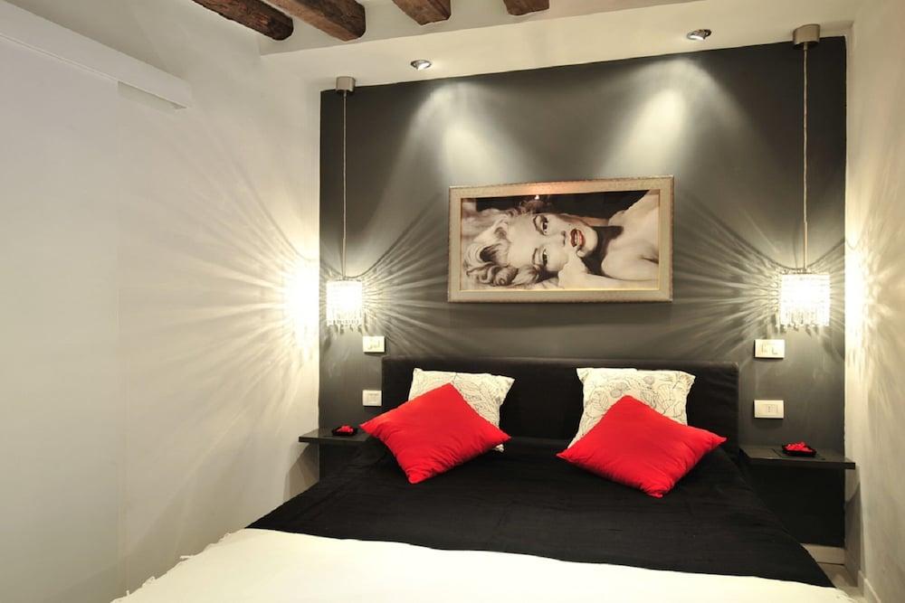 Accademia II