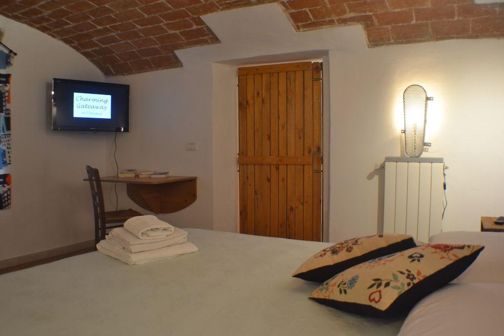 Charming Getaway in Florence.. European University 1