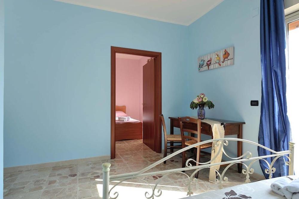 Guesthouse Villa Kaos 1