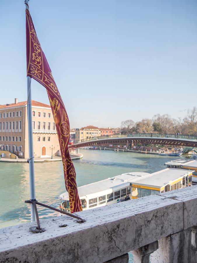 Carmini  Palace Canal View