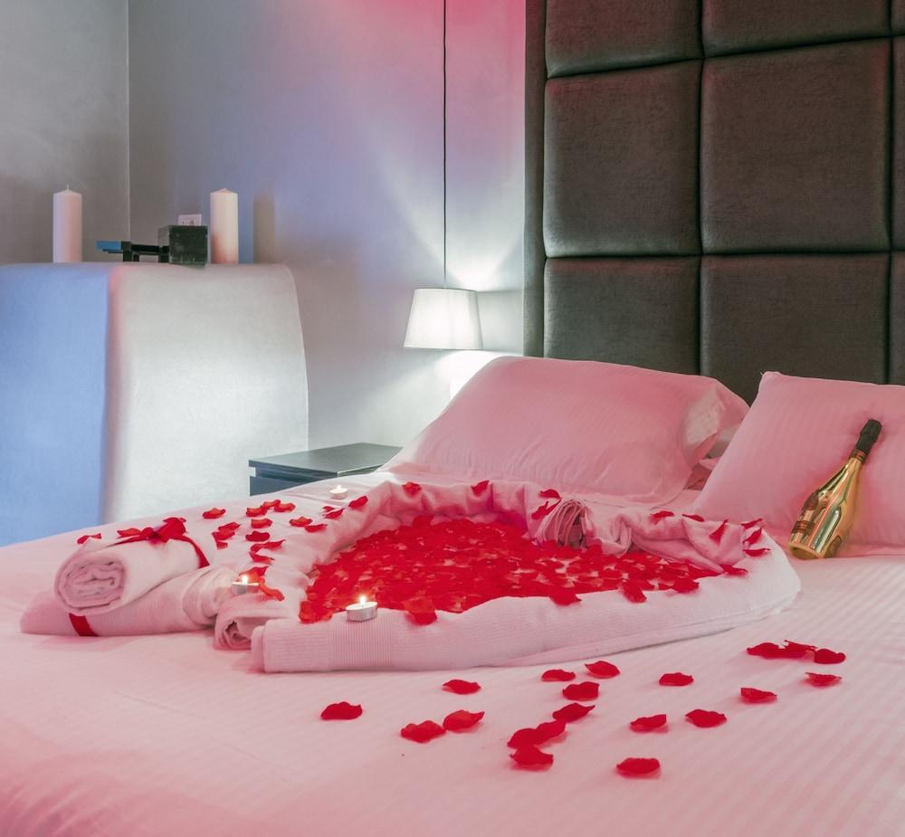 Comola Luxury Suite 1