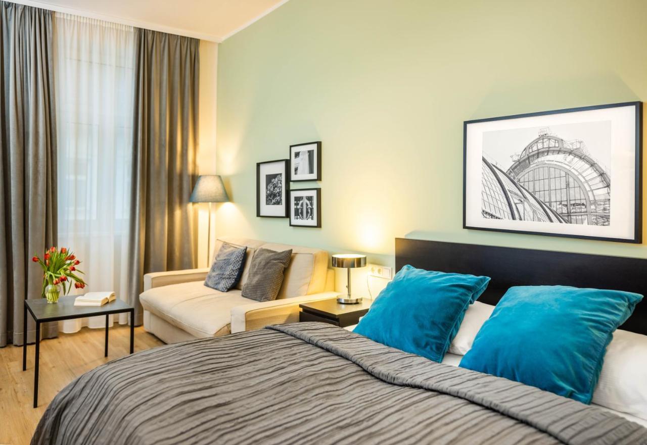 Jimmy's Apartments 3