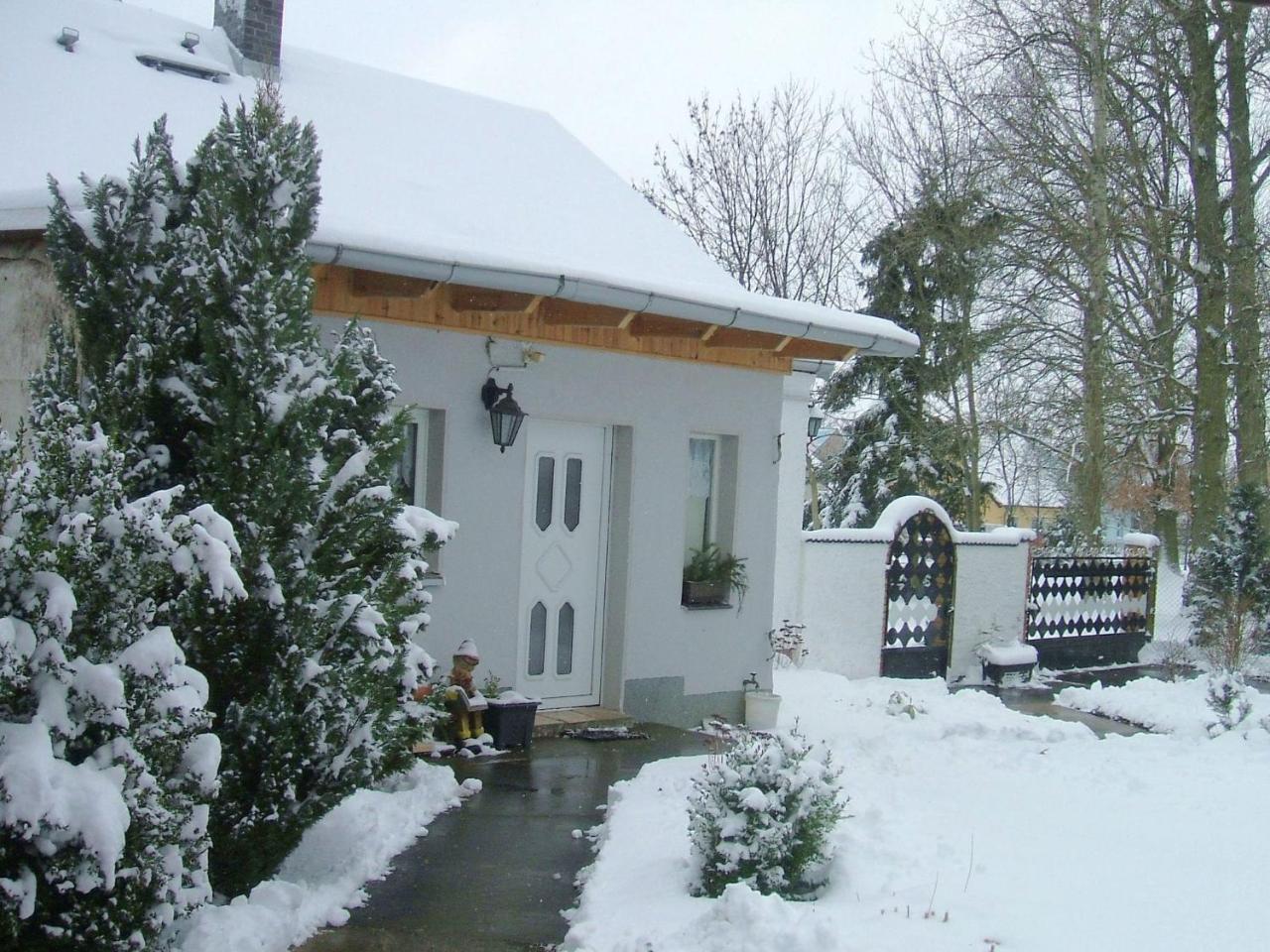 Spacious Holiday Home in Sommerfeld Near Lake