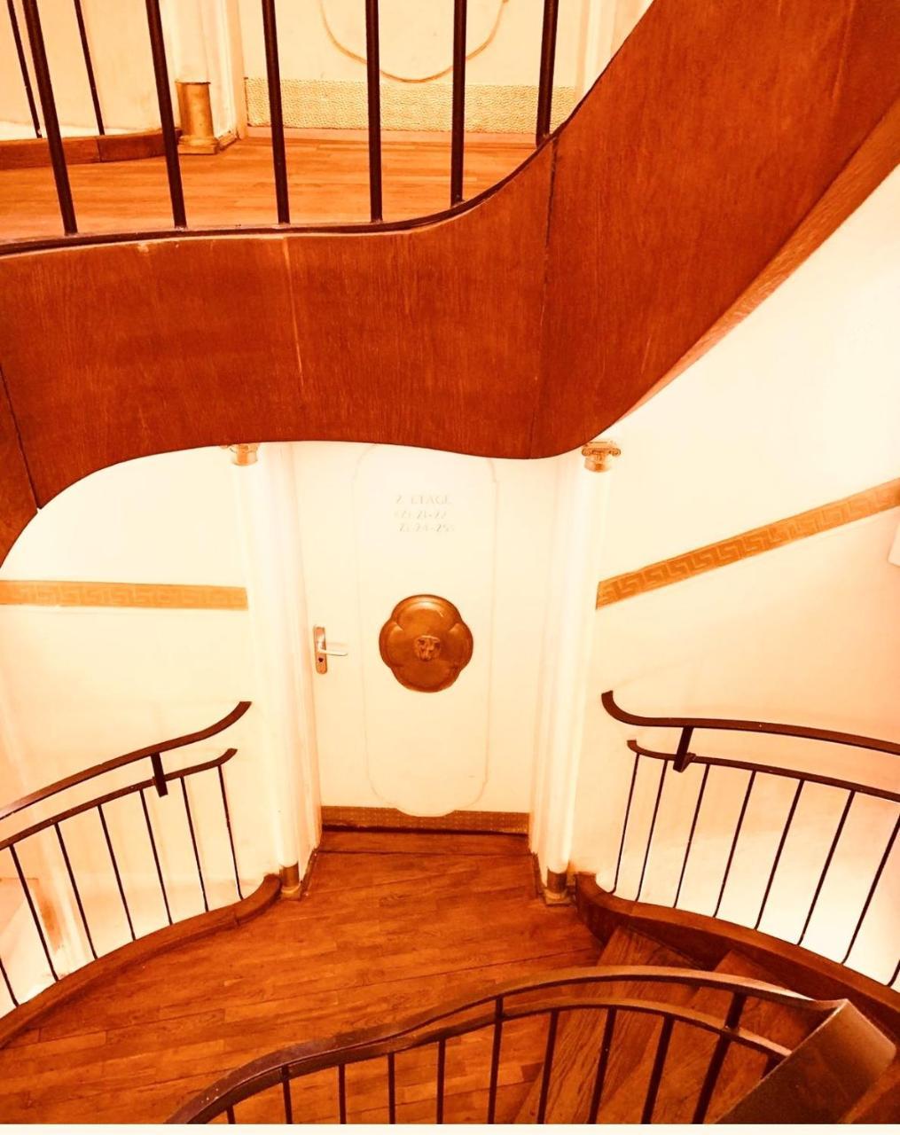 Hotel Lux 2