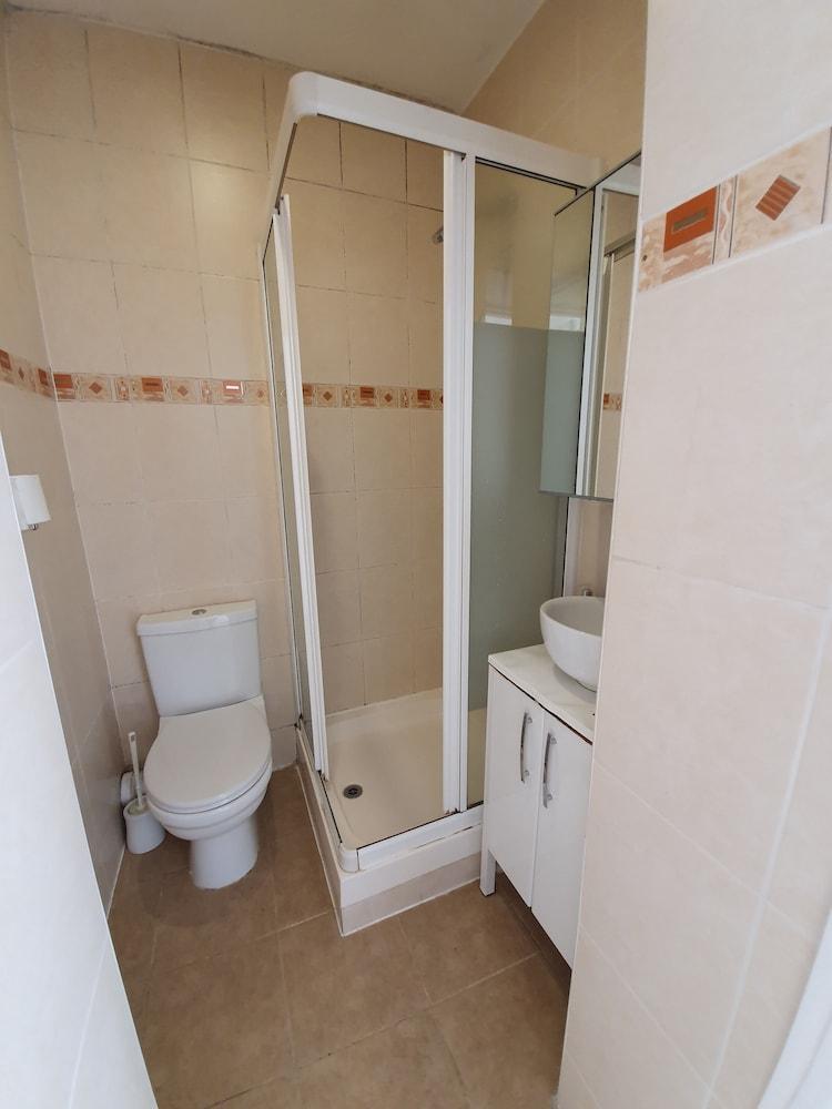 Studio Apartment in South Kensington 13 1