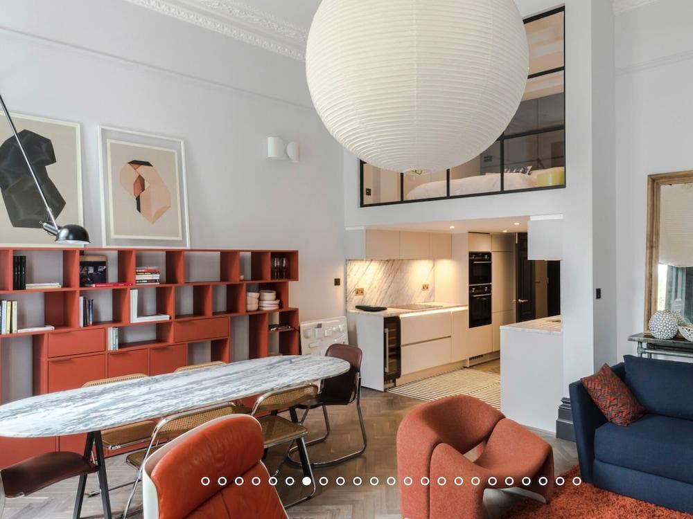 The Bengal Tiger: 2 Bd Apt Rich with Character