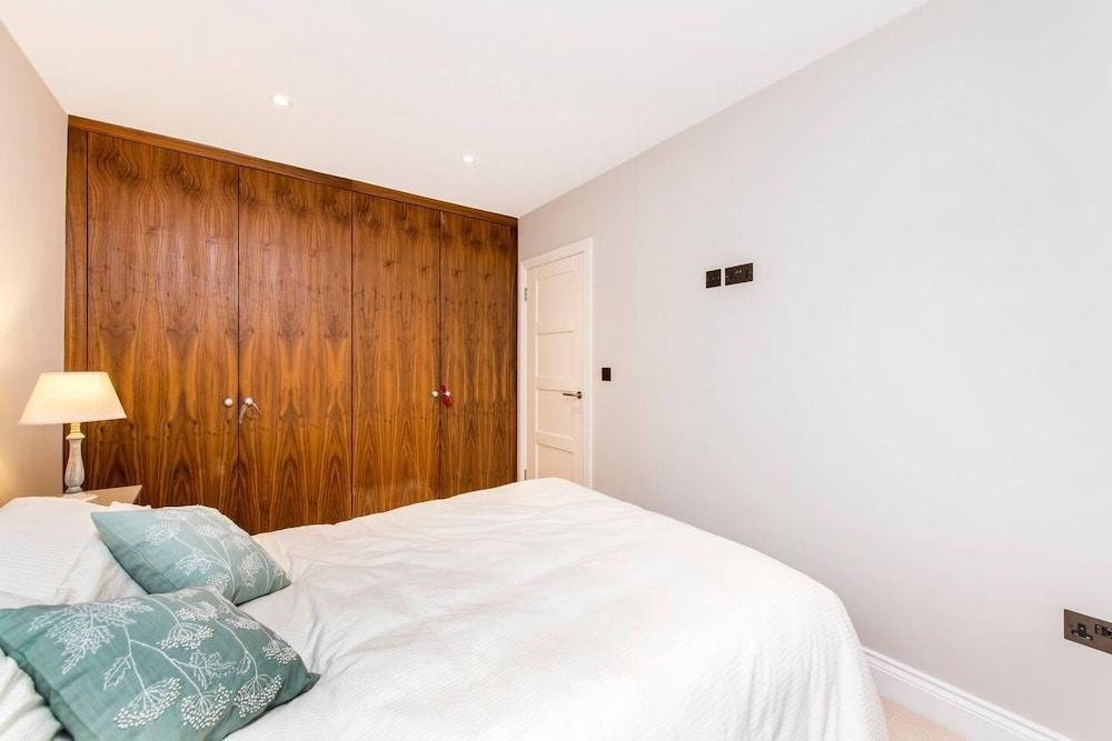 Charming Apartment Close To Notting Hill 1