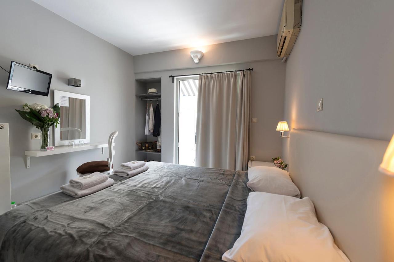 Hotel Adonis