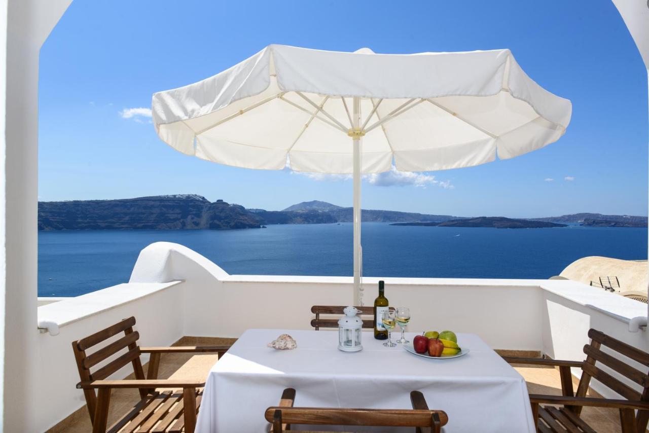 Top Oia