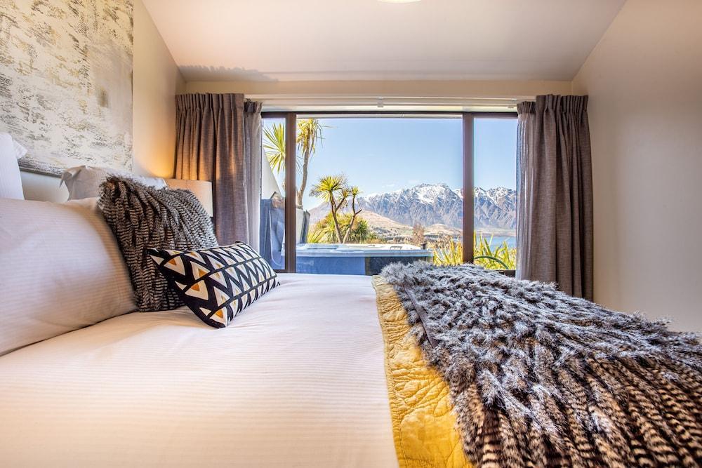 Alpine Gold with Incredible Lake Views SPA 2