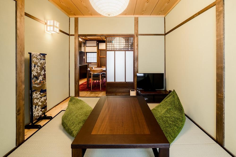 Kyotoya Otabishoan