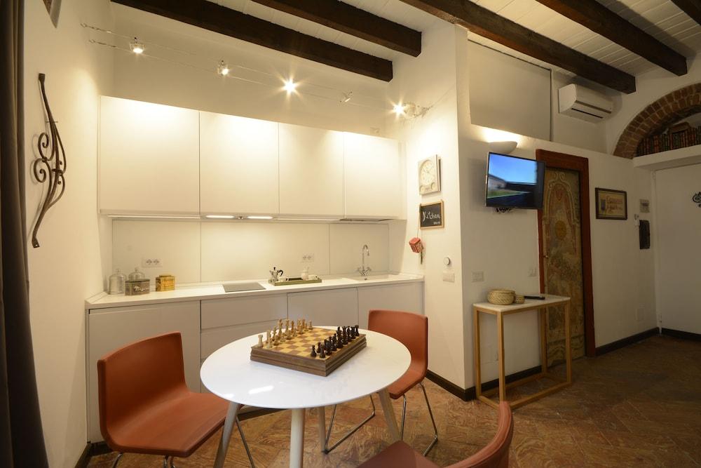 Ripa 57 Apartment