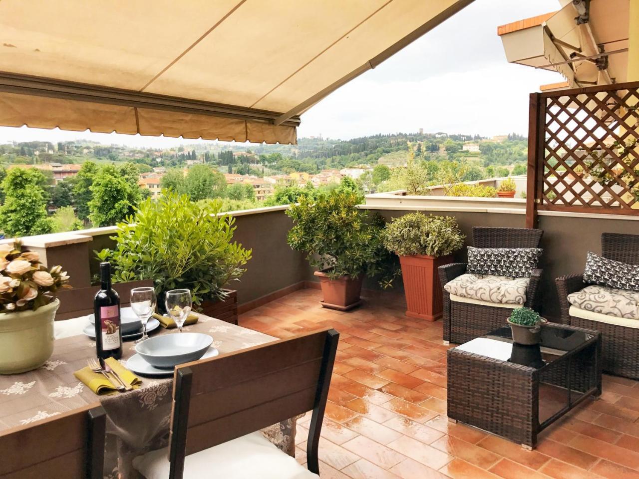 Penthouse Panoramic Terrace on the River