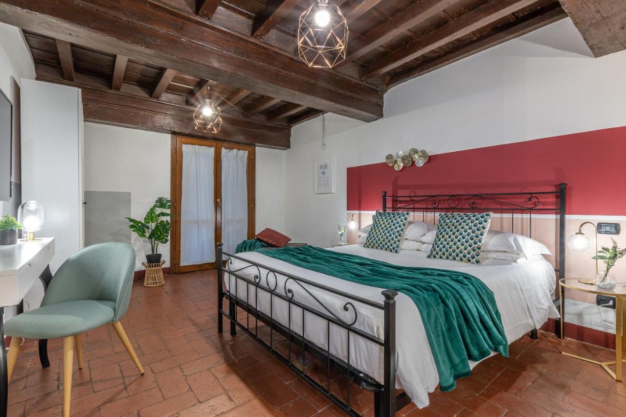 Wine Apartments Florence Ciliegiolo 2