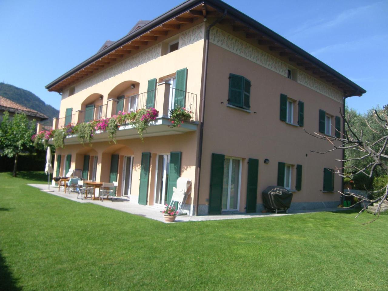 Villa Dei Fiori 2