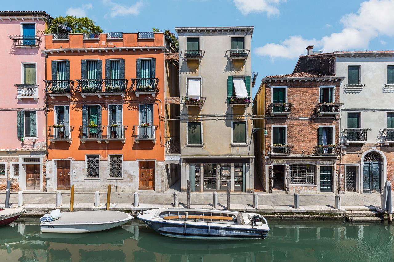 Ca' Canaletto Canal View 2