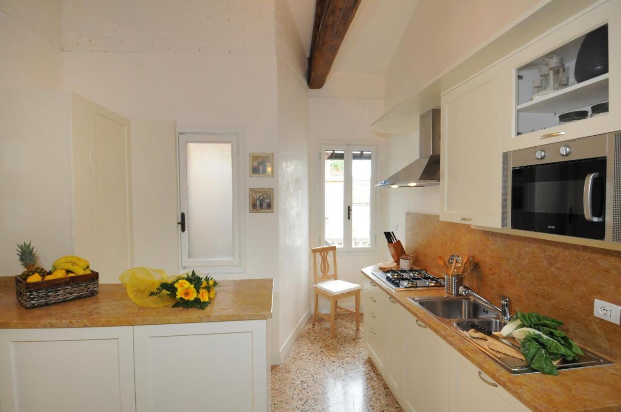 Ca' Dell'artista Apartment with Terrace 2