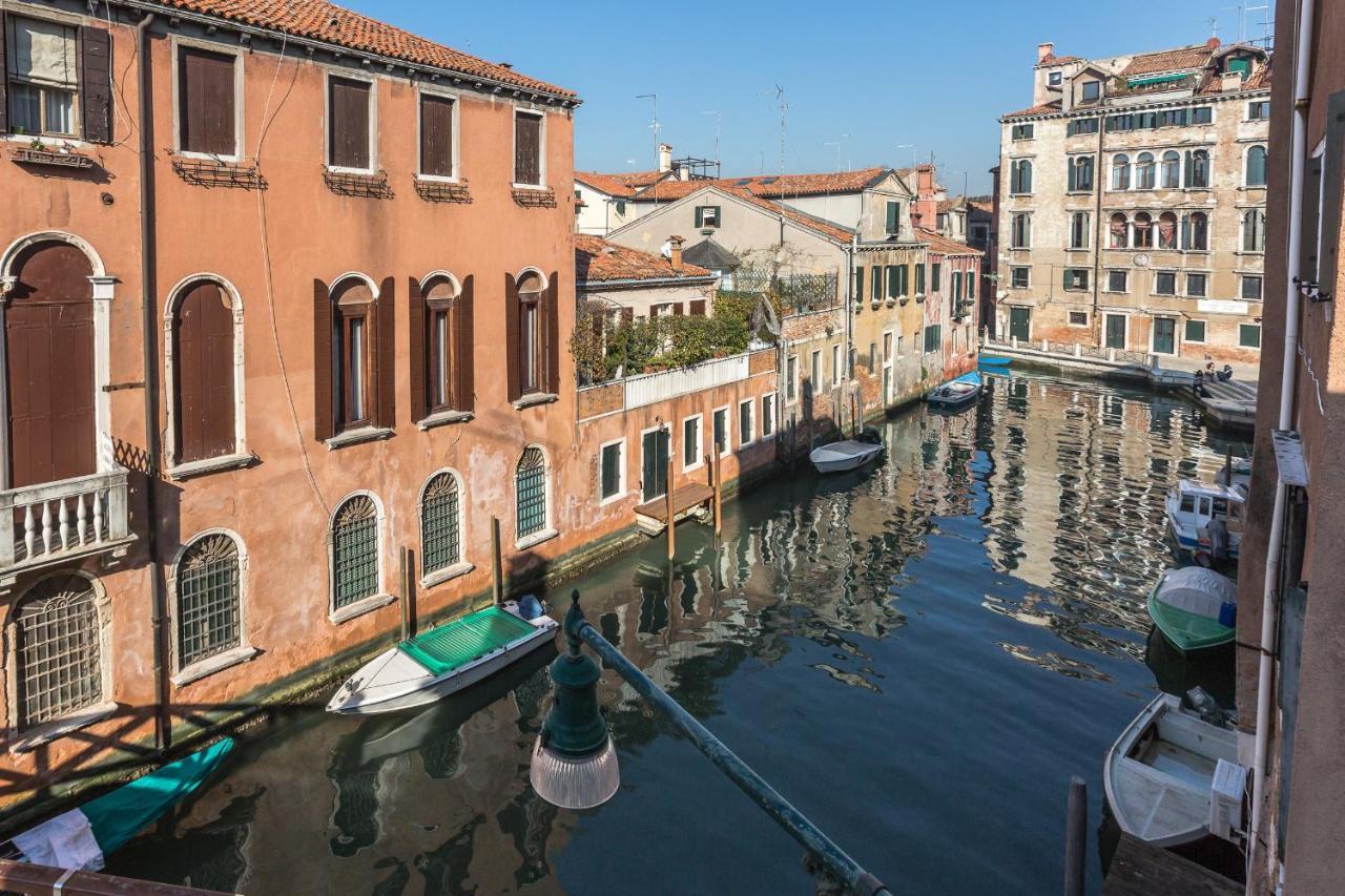 Ca' Meraviglia Canal View 1