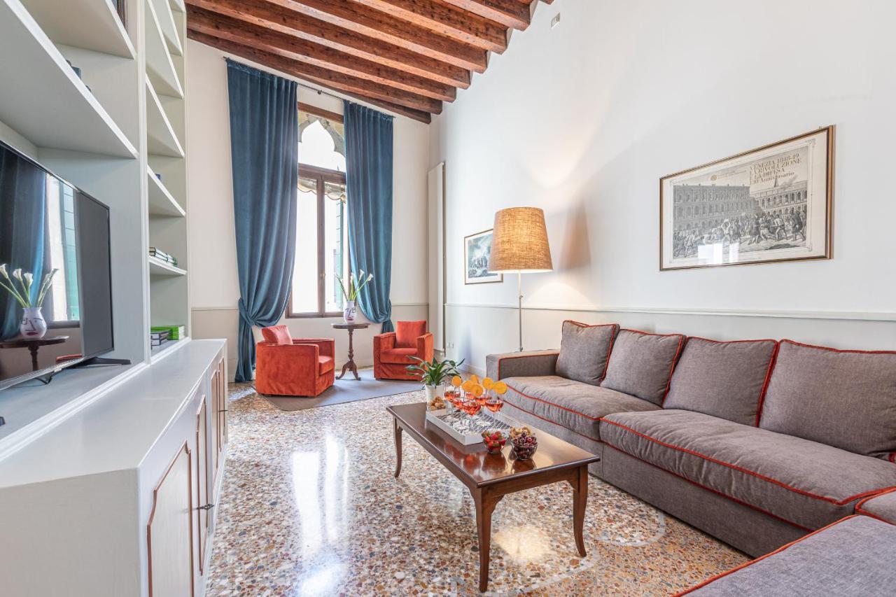 Ca' Romantica Terrace 1