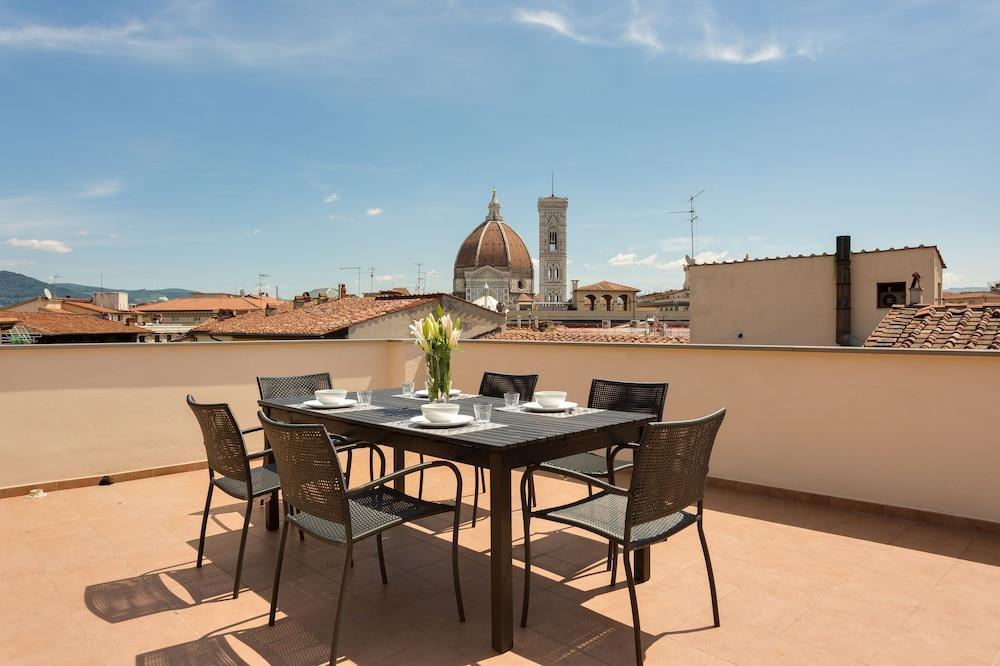 Rondinelli Terrace