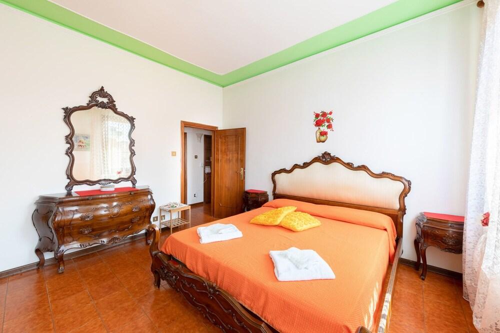 Venice Apartment Near Station Santa Lucia 2