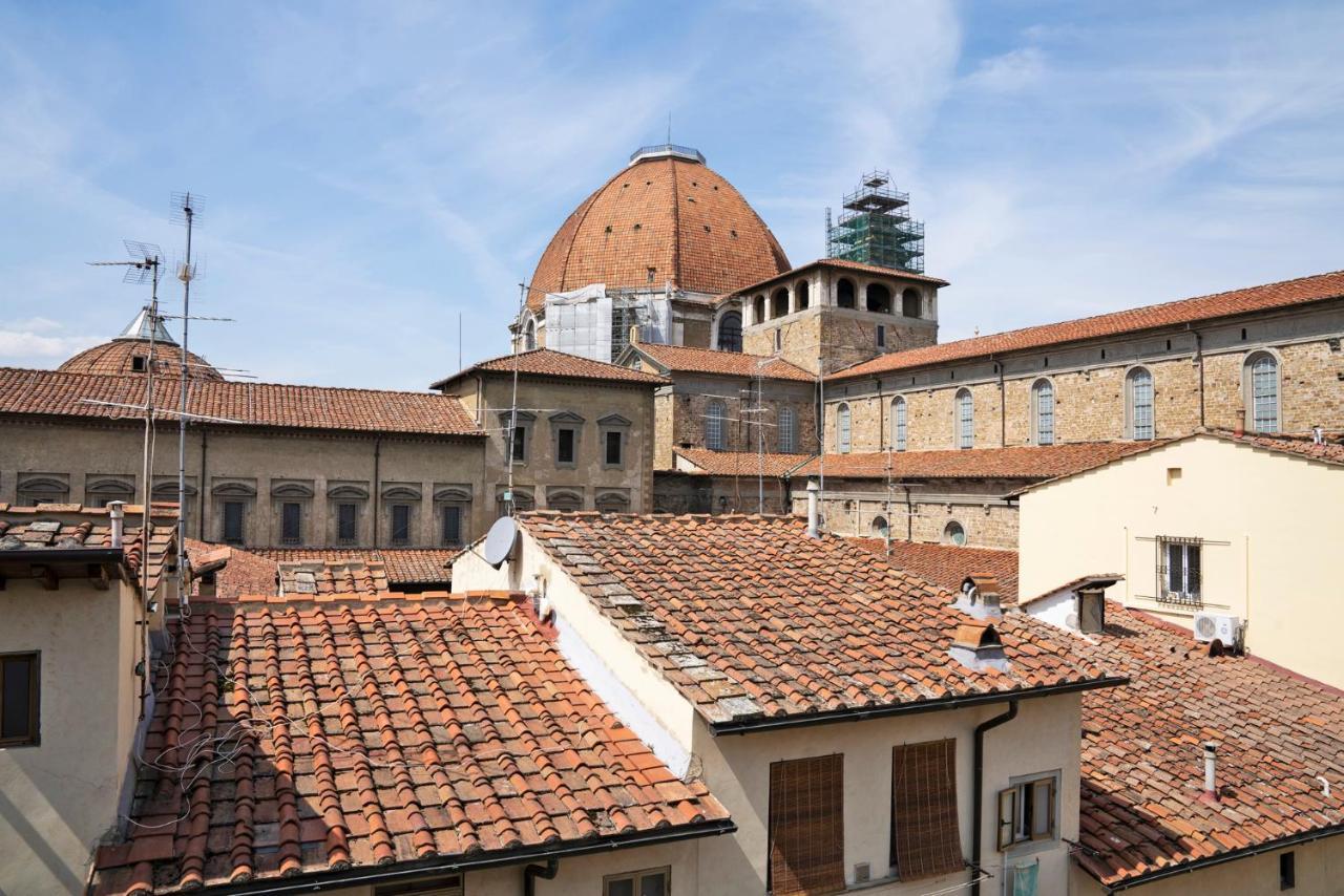 On the Duomo - Super Chic 1