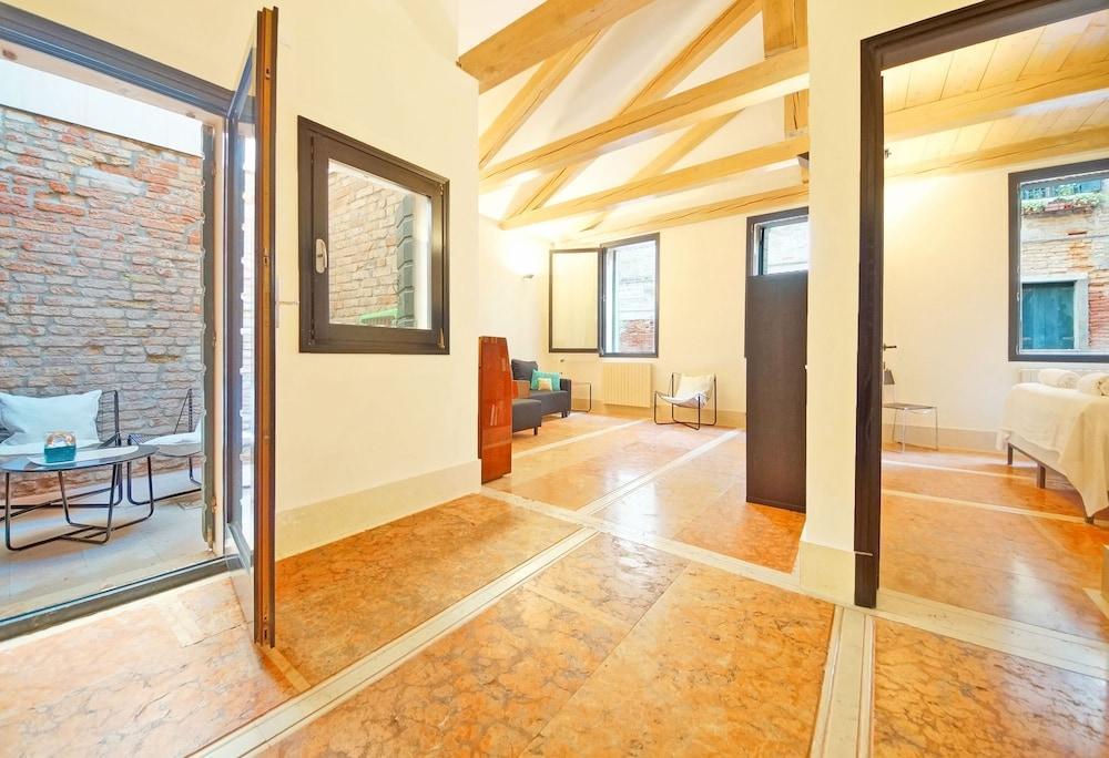 Dolcevita Apartments N. 181